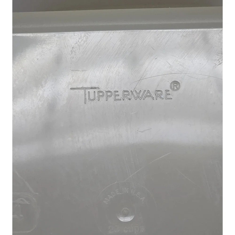 TUPPERWARE 23 Cups 5.5L Storage Container‎ 1622 Red lid U149